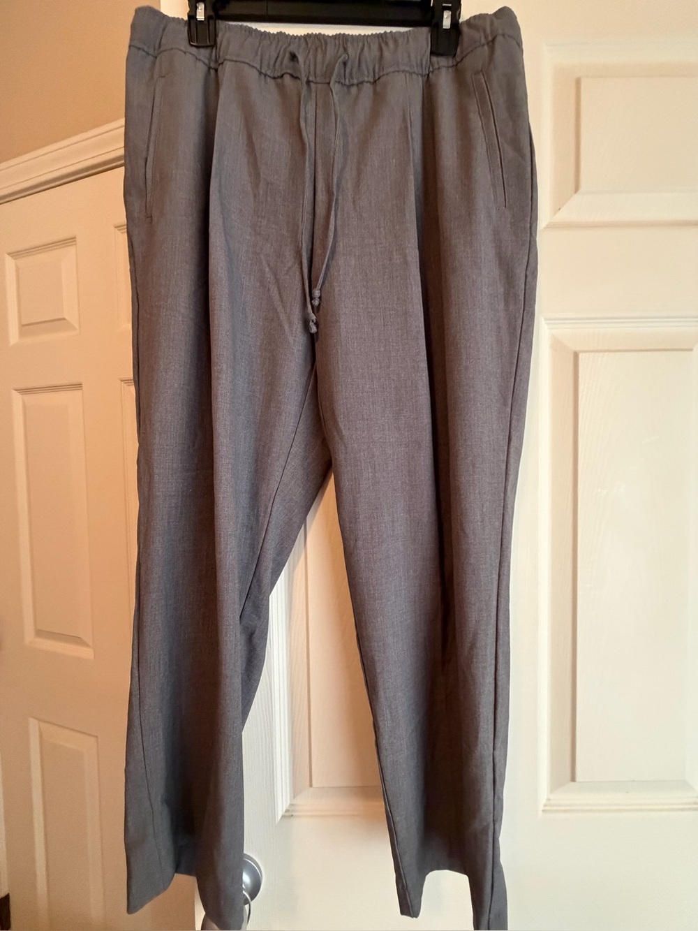 Old Navy Billie High-Rise Petite Comfort Waistband Pants - Grey